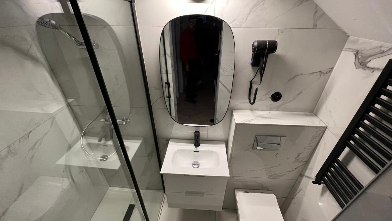 Pod Roza Bed & Breakfast Leba Bagian luar foto