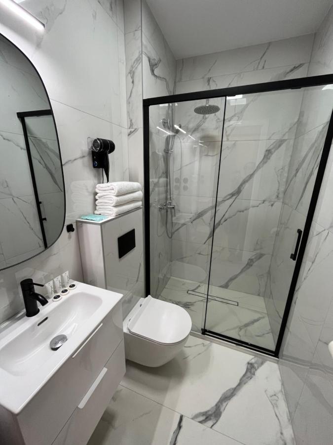 Pod Roza Bed & Breakfast Leba Bagian luar foto