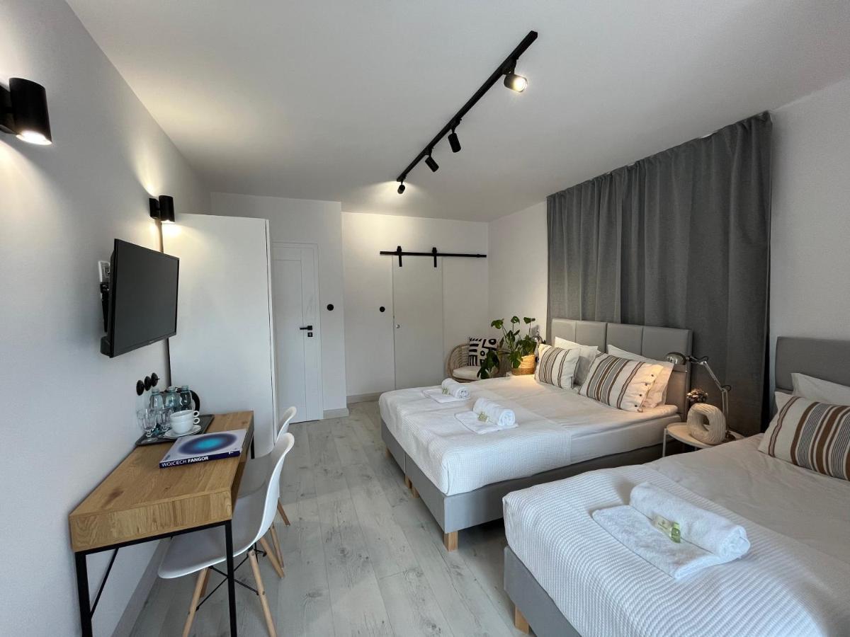 Pod Roza Bed & Breakfast Leba Bagian luar foto