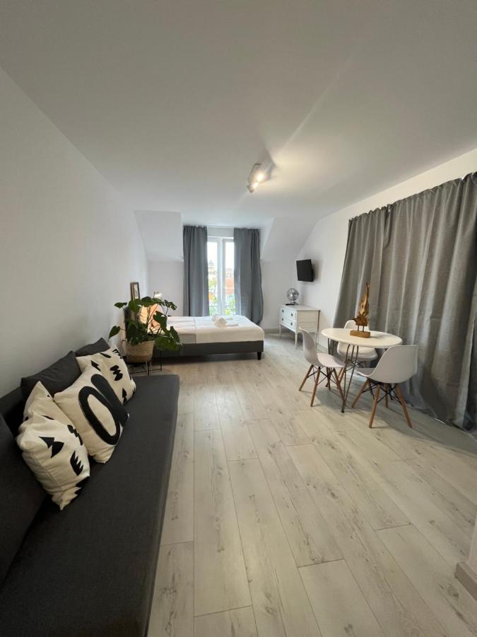 Pod Roza Bed & Breakfast Leba Bagian luar foto